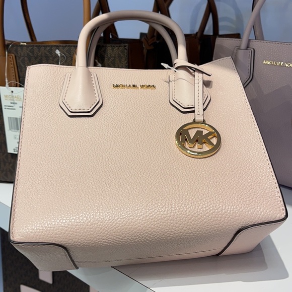 Michael Kors Mercer Medium Pebbled Leather Crossbody Bag - Picture 11 of 16